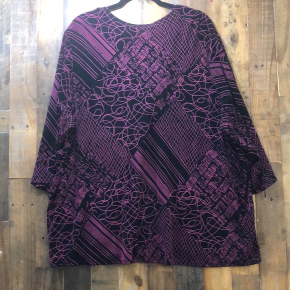 CM Shapes Twisted Knot One Piece Blouse - Picture 7 of 7